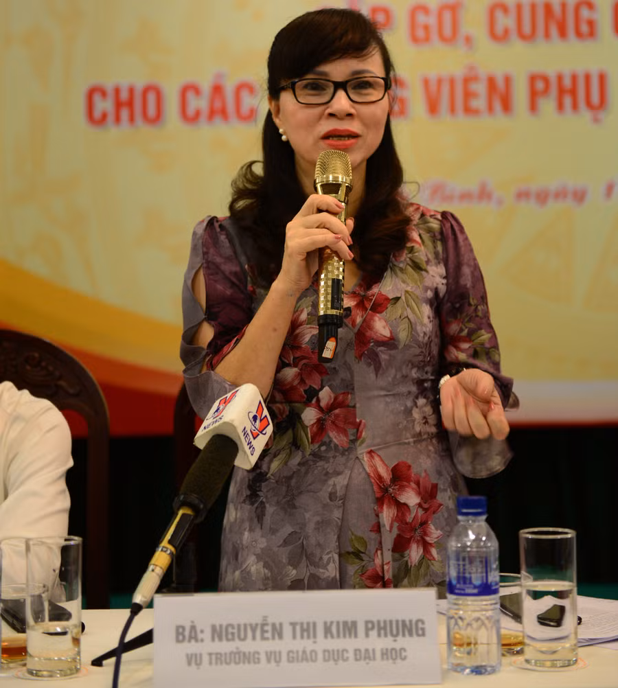 Vụ trưởng Nguyễn Thị Kim Phụng Vụ trưởng Nguyễn Thị Kim Phụng