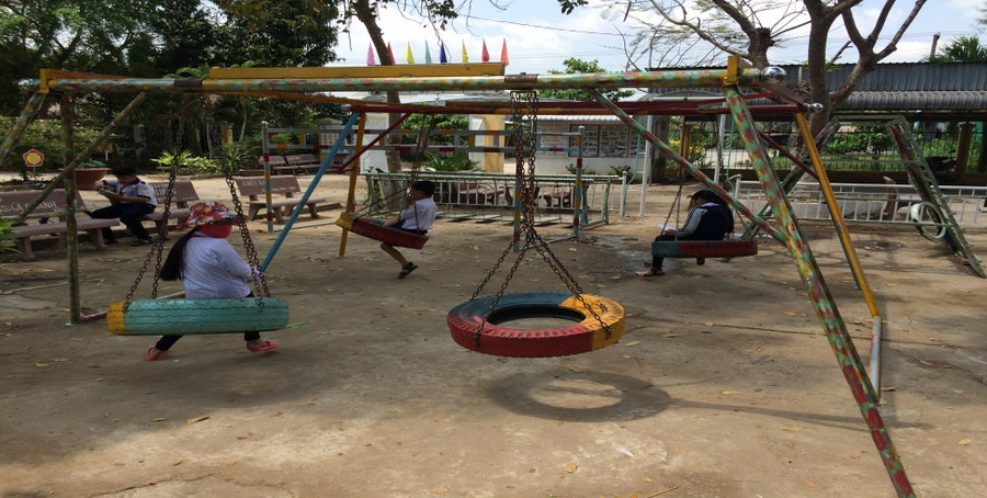 Những khu vui chơi đầy màu sắc.