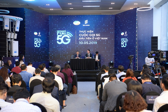 Sự kiện thực hiện cuộc gọi 5G đầu tiên ở Việt Nam Sự kiện thực hiện cuộc gọi 5G đầu tiên ở Việt Nam