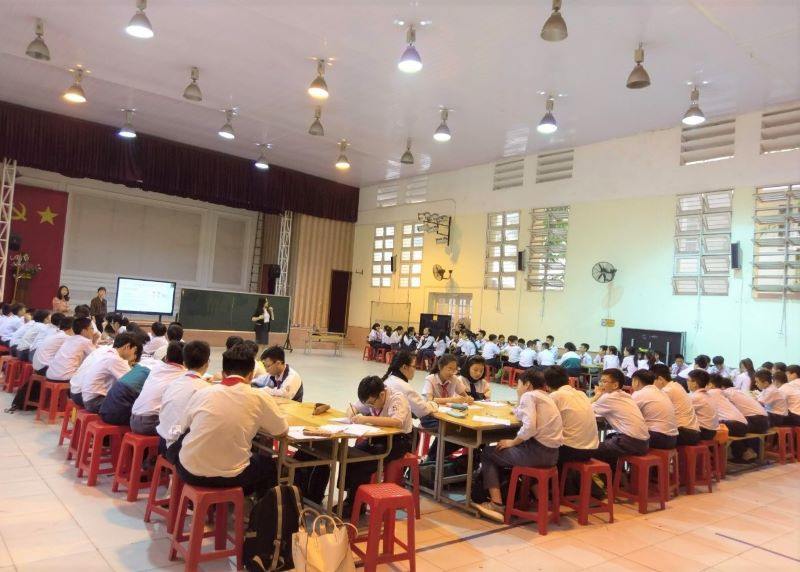 Nhà trường bố trí phòng thể chất rộng rãi cho khóa học