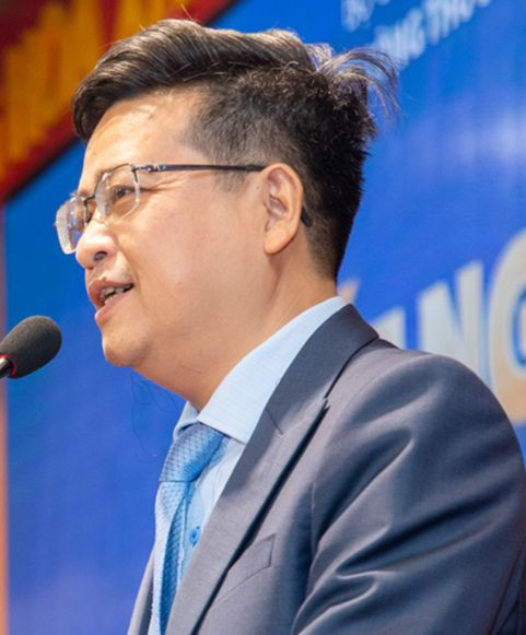 TS Thái Doãn Thanh. TS Thái Doãn Thanh.