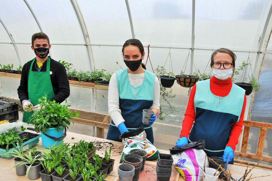 Học sinh Trường Trung cấp Nông nghiệp Anapa.