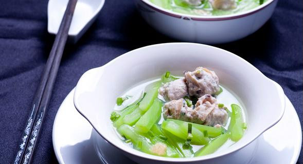 Mùa hè đến rồi, hãy ra chợ mua ngay một quả bầu về ăn vì những tác dụng thần kỳ này ảnh 2