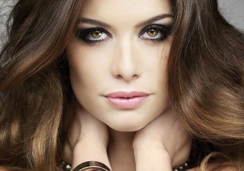 10 quốc gia có nhiều phụ nữ đẹp nhất thế giới - 1