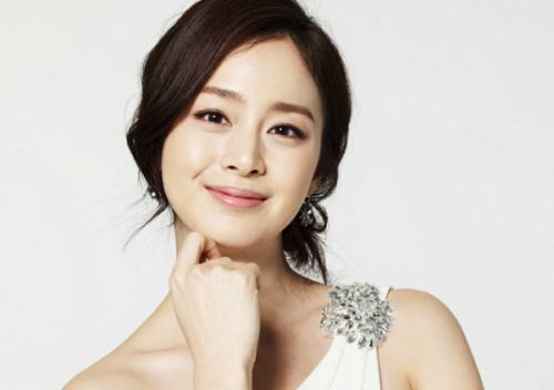 10 quốc gia có nhiều phụ nữ đẹp nhất thế giới - 7