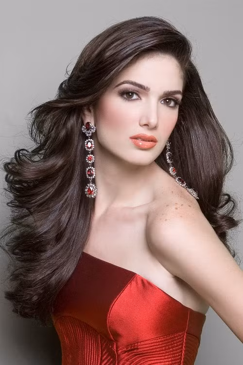 10 quốc gia có nhiều phụ nữ đẹp nhất thế giới - 3