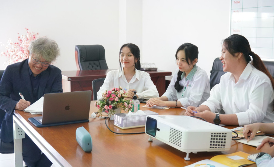 Lớp học trước xuất cảnh tại Trường ĐH Đông Á dành cho sinh viên đỗ phỏng vấn chương trình Internship tại Nhật Bản. Ảnh: NTCC Lớp học trước xuất cảnh tại Trường ĐH Đông Á dành cho sinh viên đỗ phỏng vấn chương trình Internship tại Nhật Bản. Ảnh: NTCC