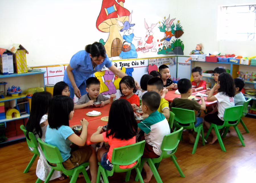 Trường mầm non ngoài công lập sẽ chia sẻ gánh nặng với hệ thống trường công.