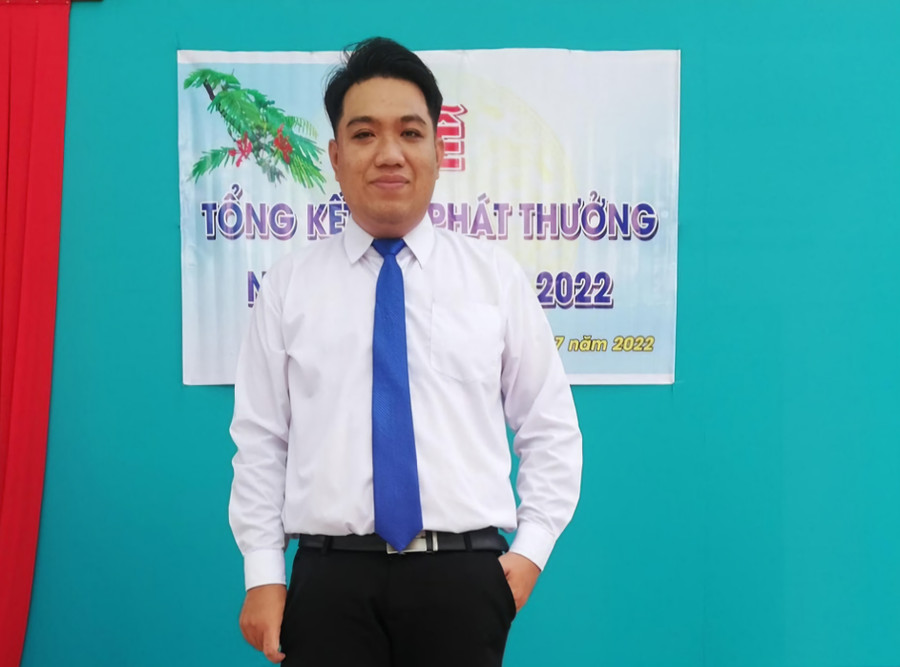 Thầy giáo trẻ Lê Văn Danh. (Ảnh: NVCC)
