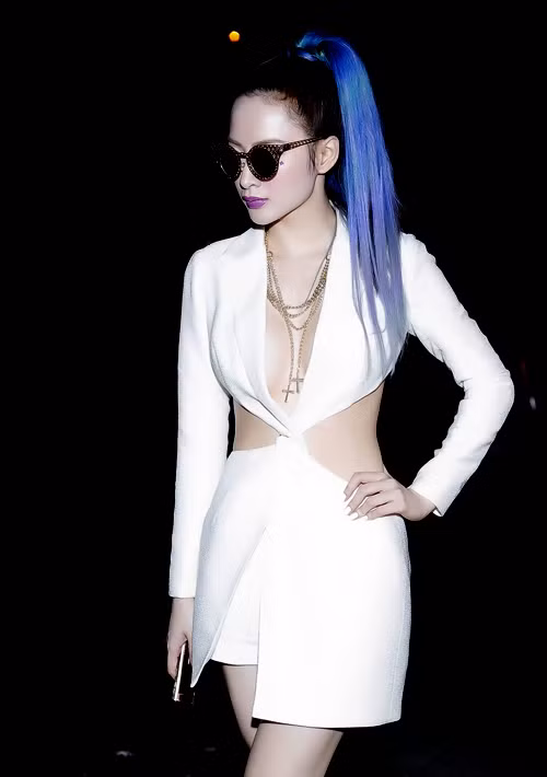 Hình ảnh: Mỹ nhân Việt lại đua nhau mặc hở số 4