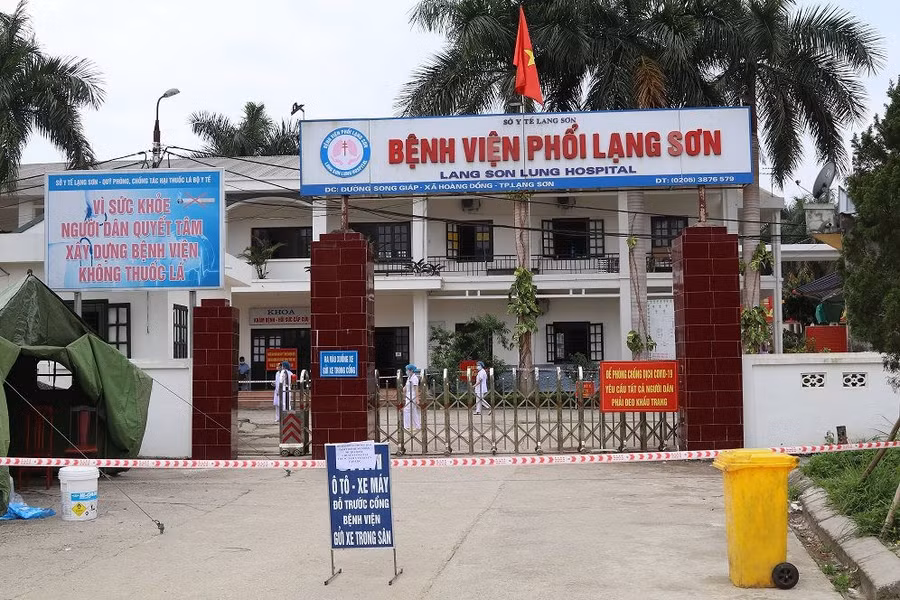Bệnh viện Phổi Lạng Sơn được dỡ bỏ phong tỏa sau 21 ngày.