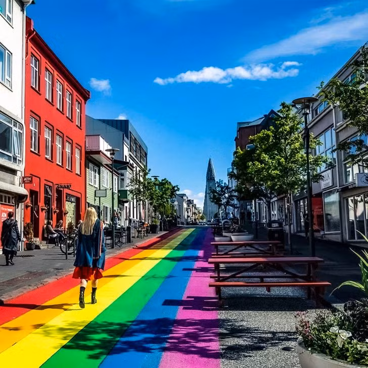 10 điều kỳ lạ chỉ có ở Iceland ảnh 10