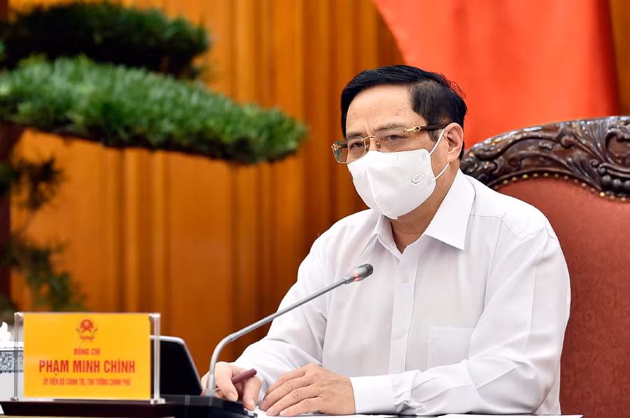 Thủ tướng Phạm Minh Chính: Phải dứt khoát khắc phục tình trạng đầu tư dàn trải, manh mún, chia cắt cũng như tâm lý trông chờ, ỷ lại ở Trung ương, đồng thời chống tiêu cực, nghiêm cấm “chạy” dự án - Ảnh: VGP/Nhật Bắc.