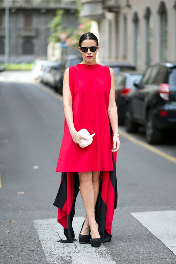 6 bí kíp mặc đồ giúp bạn trẻ hơn tuổi thật ảnh 3