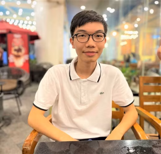 Nam sinh Trường THPT Phan Đình Phùng - Dương Tiểu Đồng. Ảnh: Lưu Quý