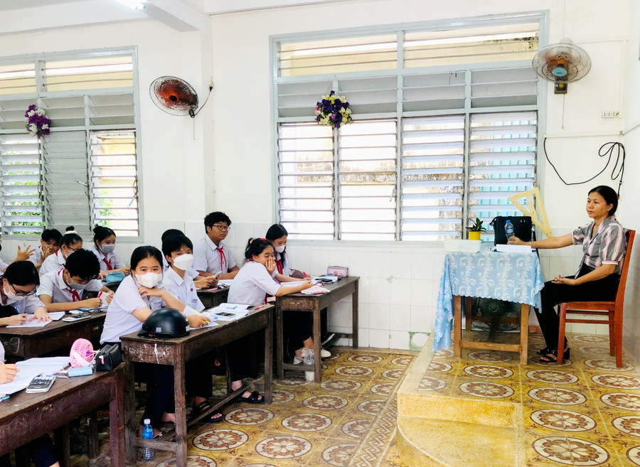 Học sinh Trường THCS Lý Thường Kiệt (TP Long Xuyên) tập trung ôn tập thi tuyển sinh 10.
