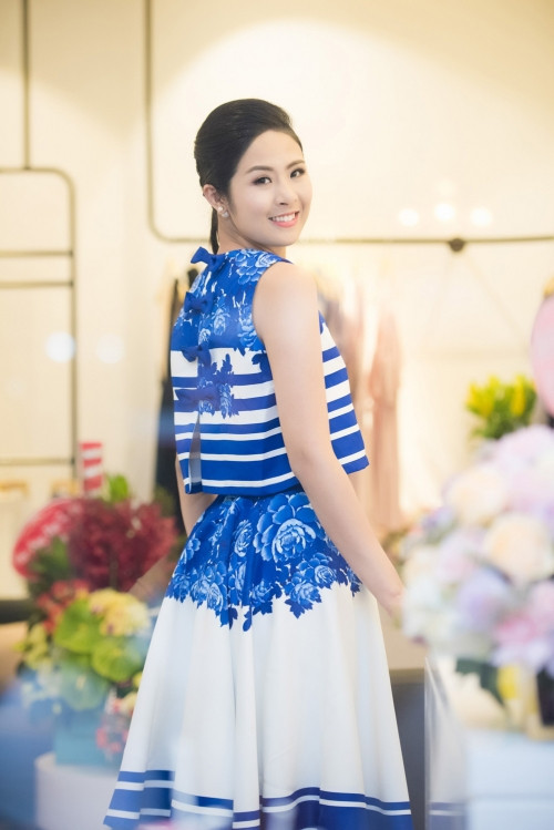 Nhan sắc Ngọc Hân và Tú Anh, kẻ tám lạng người nửa cân - Ảnh 5