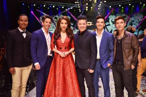 Tôi thấy ngại khi được gọi là Angelina Jolie của Việt Nam! - Ảnh 2 Tôi thấy ngại khi được gọi là Angelina Jolie của Việt Nam! - Ảnh 2