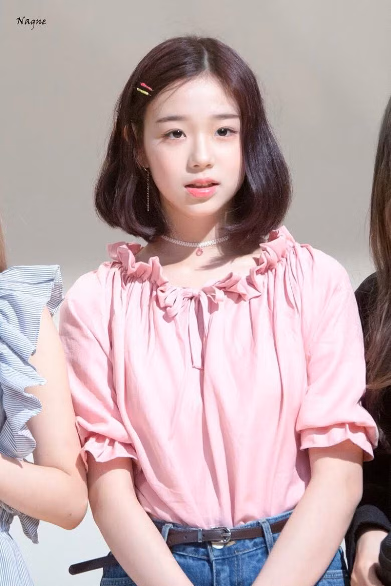 4 nữ thần tượng sinh năm 2004 nổi như cồn vì "quá xinh đẹp" ảnh 3