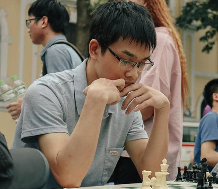 Bùi Mạnh Thắng - ngoài là thủ khoa kép ĐHQG Hà Nội, còn là kỳ thủ xuất sắc của CLB Cờ vua của trường.
