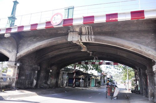 TP HCM: “Khai tử” cây cầu gần trăm tuổi, người dân tiếc nuối ảnh 10 TP HCM: “Khai tử” cây cầu gần trăm tuổi, người dân tiếc nuối ảnh 10