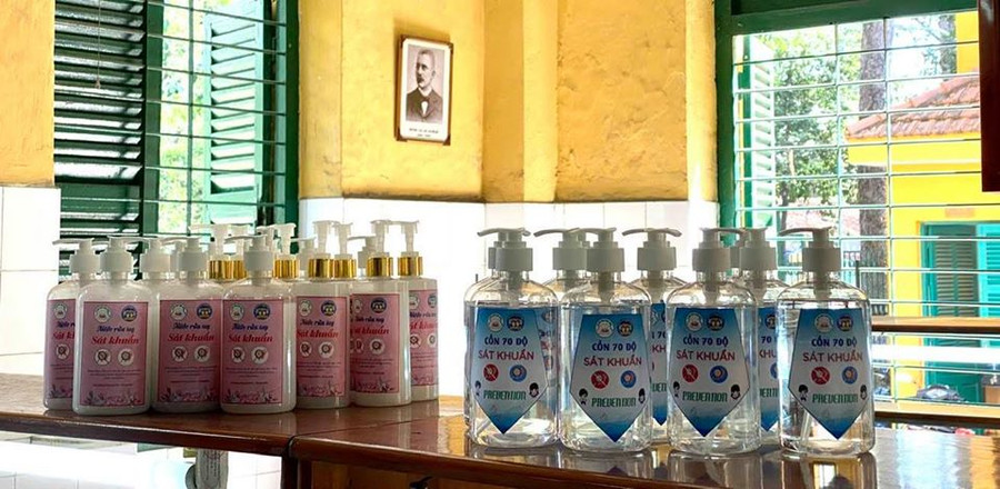 Những bình rửa tay "made in Trưng Vương" đã hoàn thành Những bình rửa tay "made in Trưng Vương" đã hoàn thành