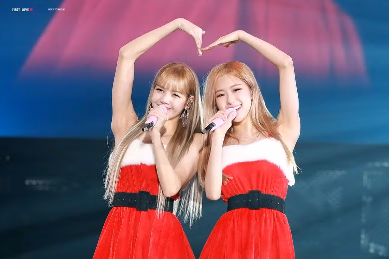 Rosé &amp; Lisa (BLACKPINK): Chuyện ghép đôi giữa các thành viên cùng nhóm là chuyện thường xảy ra và Rosé và Lisa cũng không phải ngoại lệ.