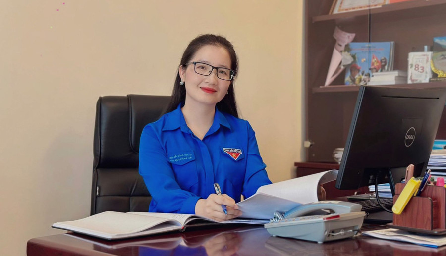 Chị Vừ Thị Mai Dinh, Phó Bí thư Tỉnh đoàn Lai Châu. Chị Vừ Thị Mai Dinh, Phó Bí thư Tỉnh đoàn Lai Châu.