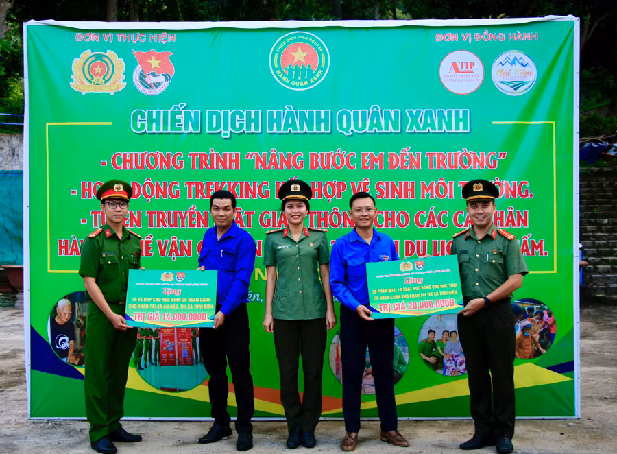 Tuổi trẻ An Giang với Chiến dịch Hành quân xanh.