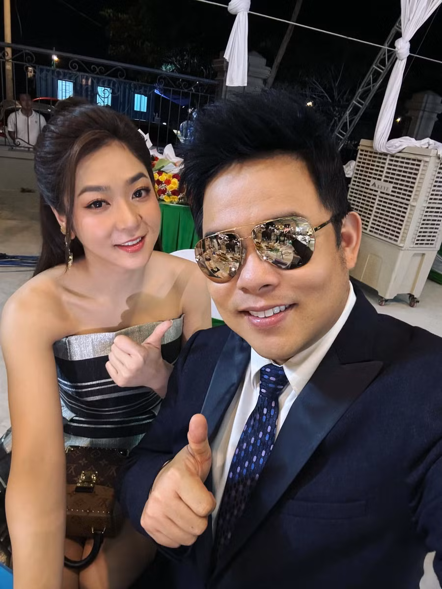 Quang Lê và Thanh Xuân từng nhiều lần dính tin đồn đang hẹn hò. Quang Lê và Thanh Xuân từng nhiều lần dính tin đồn đang hẹn hò.