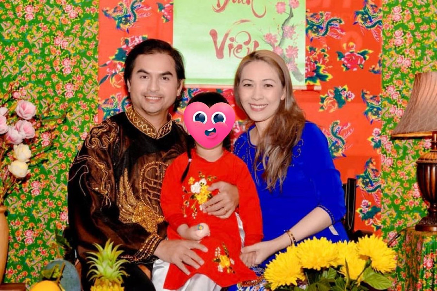 Vợ chồng Đức Tiến và Bình Phương. Vợ chồng Đức Tiến và Bình Phương.