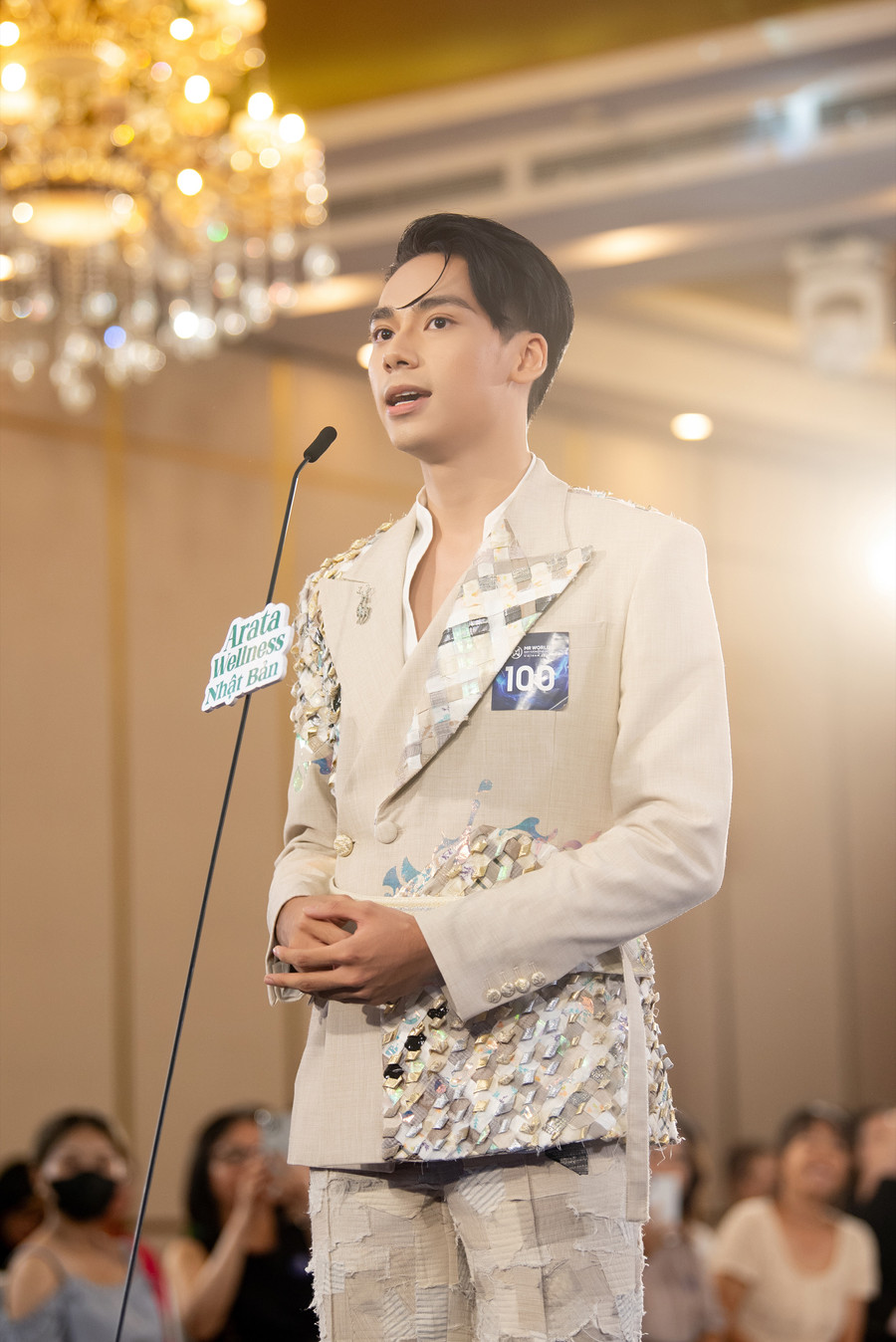 Thí sinh Hoàng Đặng Phước Ân. Thí sinh Hoàng Đặng Phước Ân.