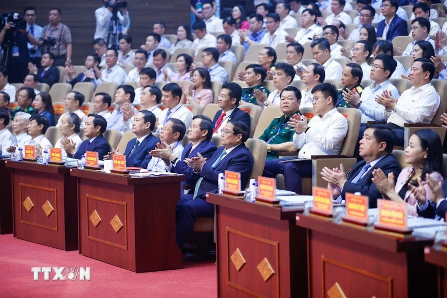 Thủ tướng Phạm Minh Chính dự Hội nghị công bố Quy hoạch tỉnh Ninh Bình. (Ảnh: Dương Giang/TTXVN) Thủ tướng Phạm Minh Chính dự Hội nghị công bố Quy hoạch tỉnh Ninh Bình. (Ảnh: Dương Giang/TTXVN)