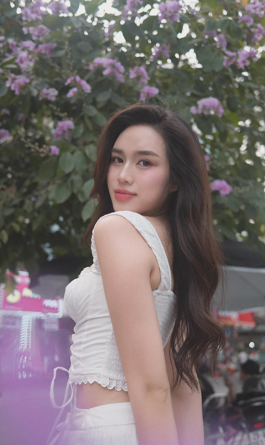 Hoa hậu Đỗ Thị Hà đang bị đồn đoán có mối quan hệ tình cảm với một thiếu gia.