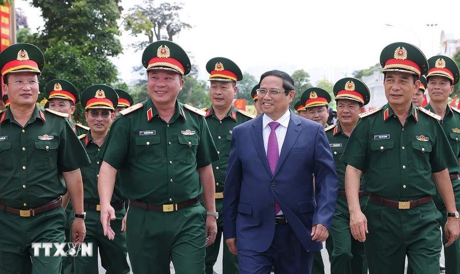 Thủ tướng Phạm Minh Chính thăm và làm việc với Binh đoàn 12. (Ảnh: Dương Giang) Thủ tướng Phạm Minh Chính thăm và làm việc với Binh đoàn 12. (Ảnh: Dương Giang)