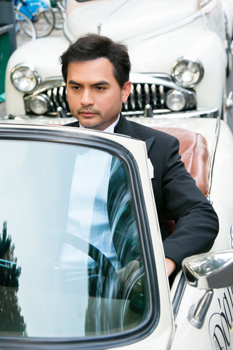 Cố diễn viên Đức Tiến. Cố diễn viên Đức Tiến.