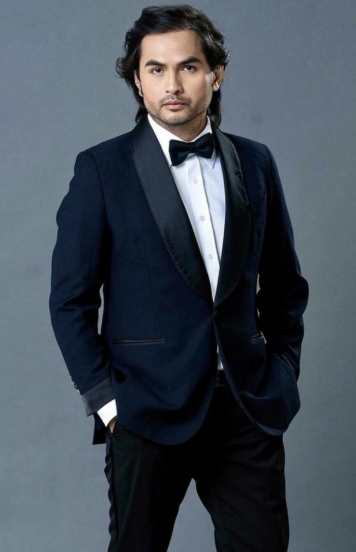 Nam diễn viên Đức Tiến qua đời sau khi bị đột quỵ. Nam diễn viên Đức Tiến qua đời sau khi bị đột quỵ.