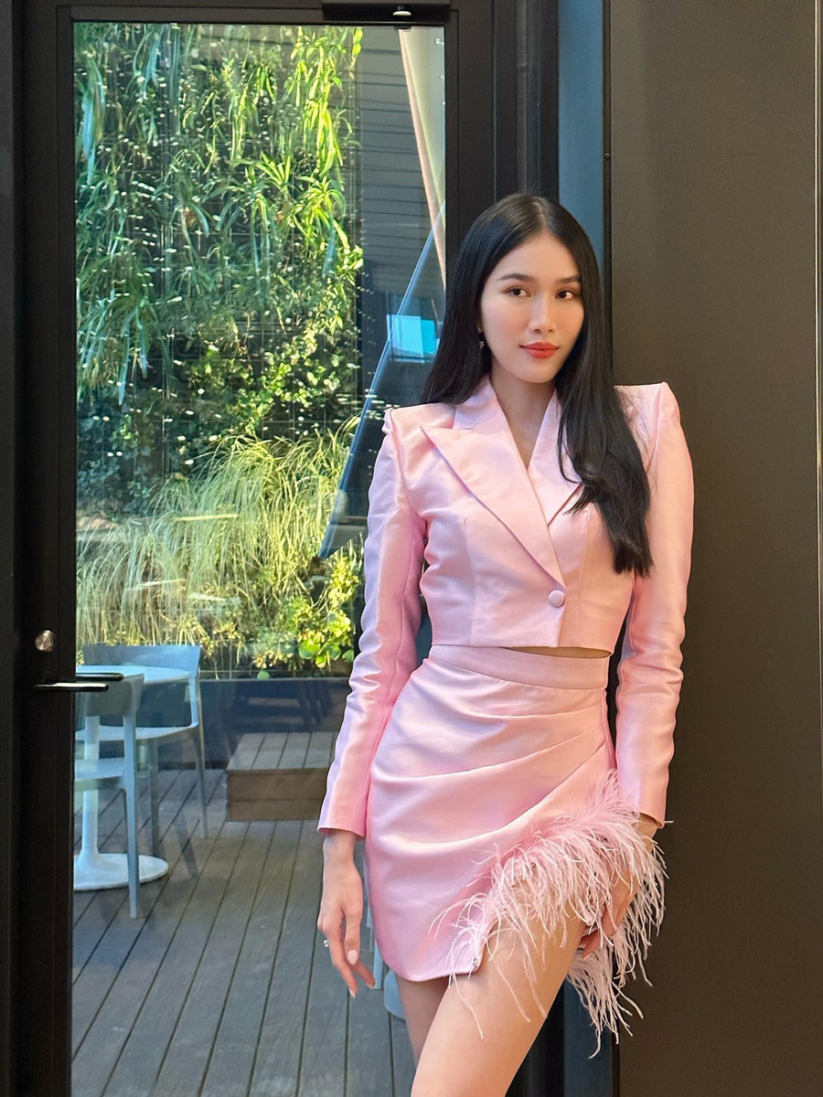 Ngay ngày đầu tiên đến xứ sở hoa anh đào, Phương Anh đã được khen ngợi với diện mạo xinh đẹp, ngọt ngào. Ngay ngày đầu tiên đến xứ sở hoa anh đào, Phương Anh đã được khen ngợi với diện mạo xinh đẹp, ngọt ngào.