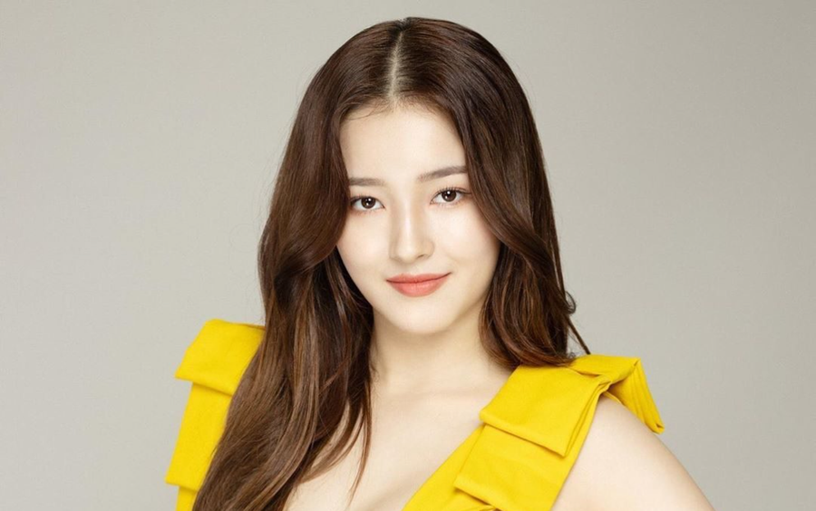 Nancy (MOMOLAND) vị trí số 6. Nancy (MOMOLAND) vị trí số 6.