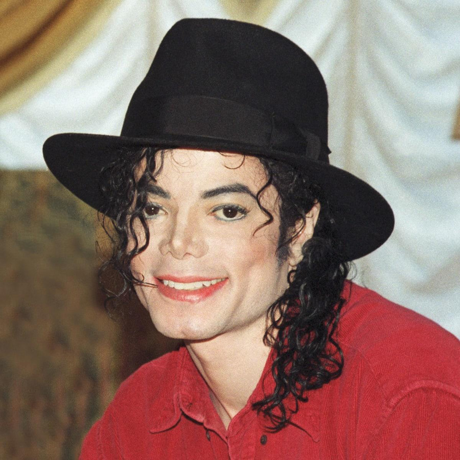 Michael Jackson: Michael Jackson mắc chứng rối loạn biến dạng cơ thể tương tự như OCD. Michael Jackson: Michael Jackson mắc chứng rối loạn biến dạng cơ thể tương tự như OCD.
