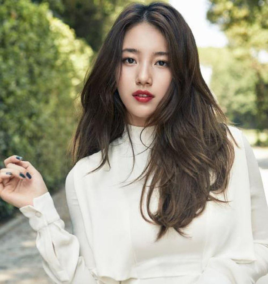 Suzy (Miss A) vị trí số 15. Suzy (Miss A) vị trí số 15.