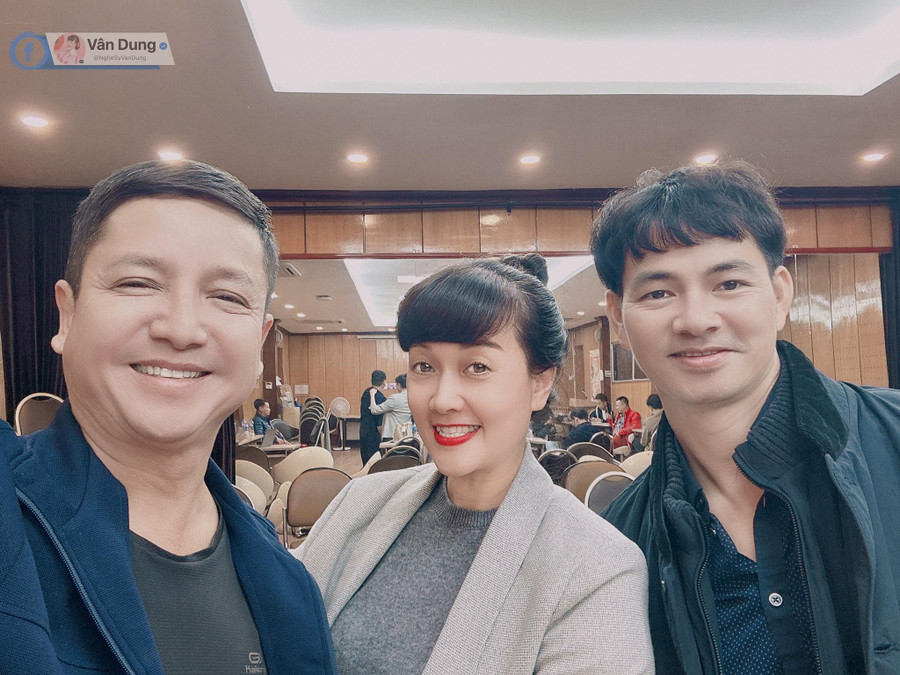 NSƯT Xuân Bắc tập luyện cho chương trình Táo Quân 2023. NSƯT Xuân Bắc tập luyện cho chương trình Táo Quân 2023.