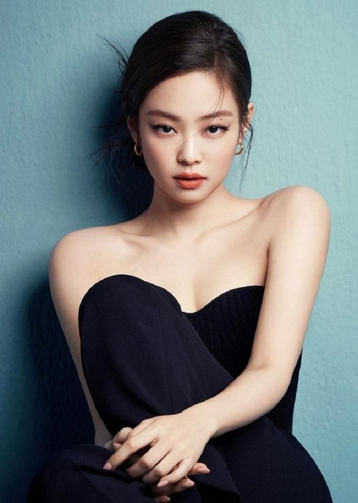 Jennie (BLACKPINK) vị trí số 5. Jennie (BLACKPINK) vị trí số 5.