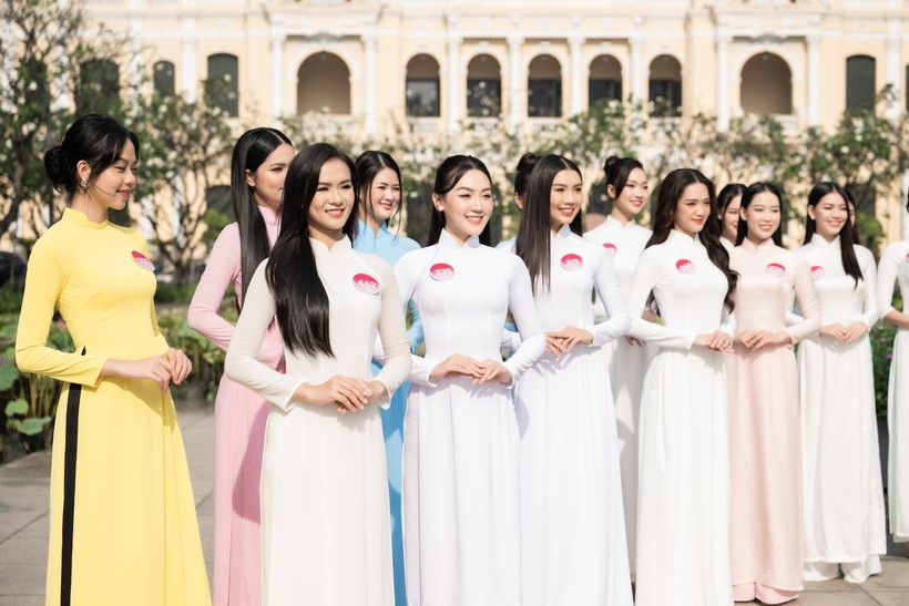Top 35 thí sinh tham gia Hoa hậu Việt Nam 2022 đang rất nóng lòng chờ tới đêm chung kết. Top 35 thí sinh tham gia Hoa hậu Việt Nam 2022 đang rất nóng lòng chờ tới đêm chung kết.
