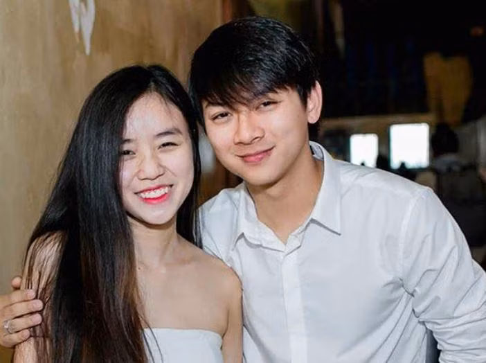 Cindy Lư và Hoài Lâm thuở còn mặn nồng. Cindy Lư và Hoài Lâm thuở còn mặn nồng.