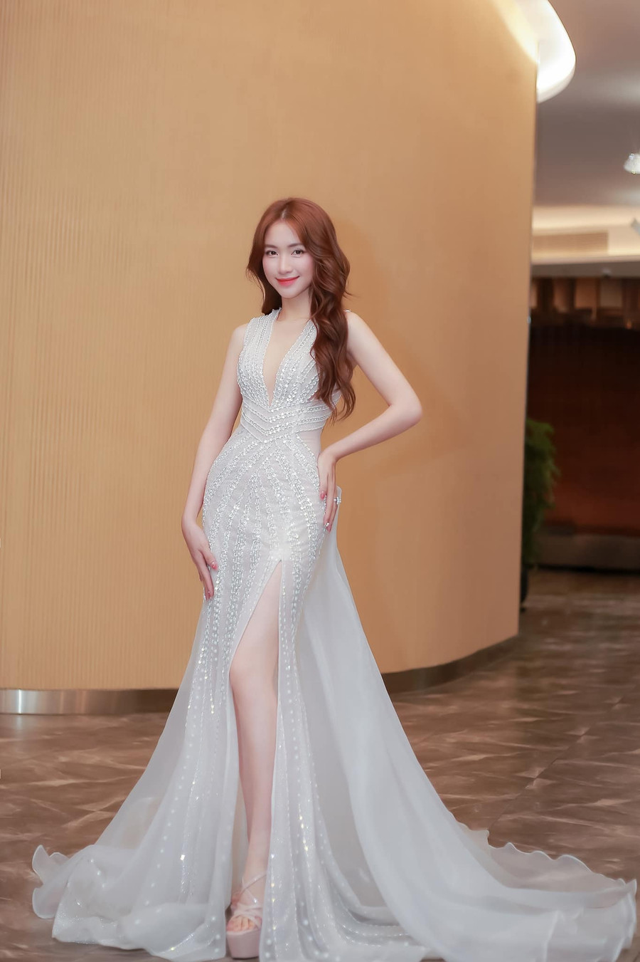 Hòa Minzy mới đây đã gặp phải vấn đề về sức khỏe khiến cô phải hủy hàng loạt show diễn. Hòa Minzy mới đây đã gặp phải vấn đề về sức khỏe khiến cô phải hủy hàng loạt show diễn.