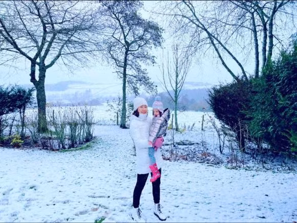 Hoa hậu Ngô Phương Lan tổng kết: "Năm 2022 của mình kết thúc với nhiều dư âm từ những chuyến đi vi vu đây đó. Thú thật thì năm vừa rồi mình không đi quá nhiều nơi đâu nhưng mỗi chuyến đi mình thực hiện đều là những trải nghiệm rất chất lượng khi được đồng hành với những người bạn tuyệt vời, đến những địa điểm thú vị,... Thế là Tết này phải làm một chuyến du lịch thật chất lượng để khởi đầu năm mới thôi!".