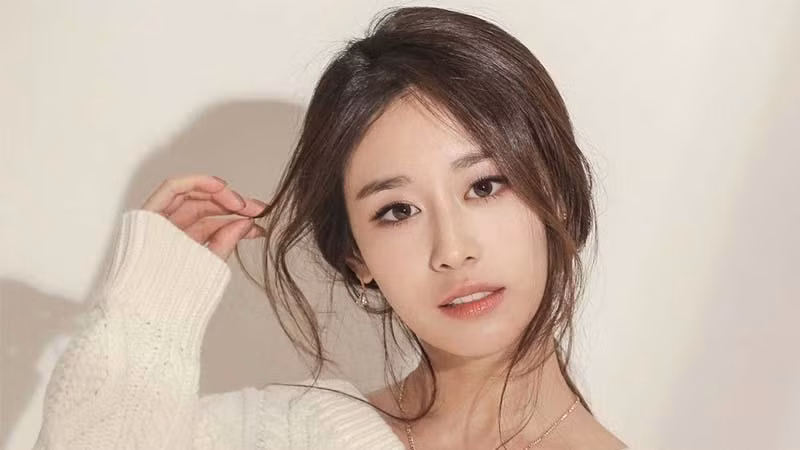 Jiyeon (T-ARA) vị trí số 7.