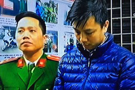 Ke dam o be gai 9 tuoi o Hoang Mai bi bat tam giam, khoi to - Anh 1