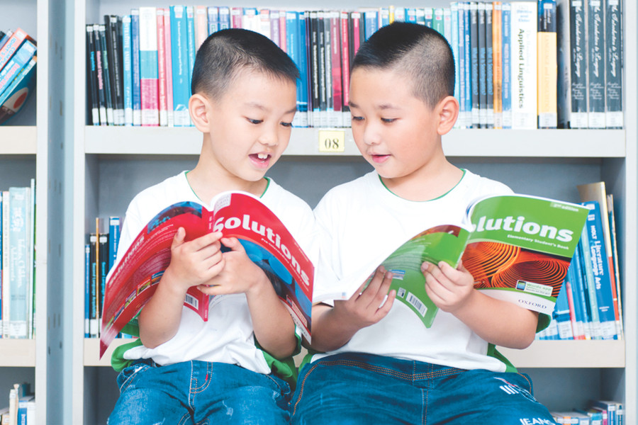 Tiếp nhận đổi mới là yêu cầu thực tiễn cho thế hệ trẻ. Ảnh: NT Tiếp nhận đổi mới là yêu cầu thực tiễn cho thế hệ trẻ. Ảnh: NT